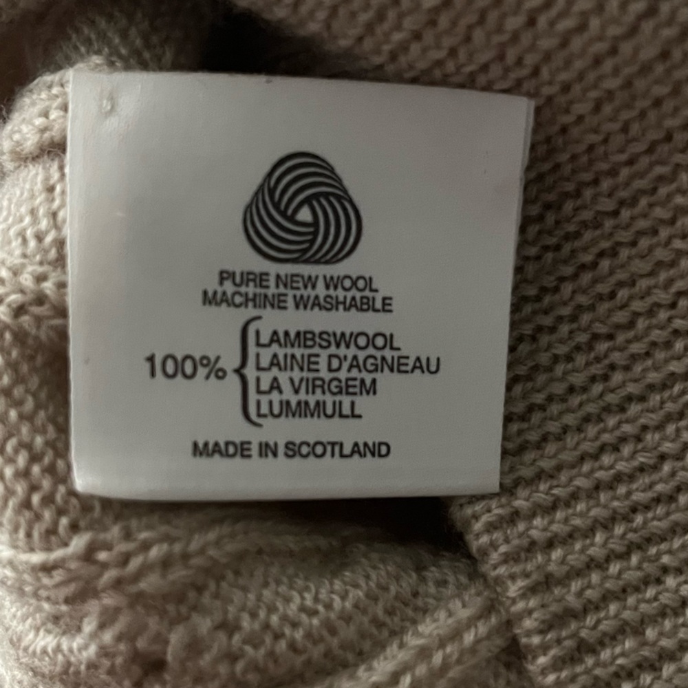 Pringle of Scotland 100% Lambswool cable knit sweater - Picture 11 of 13